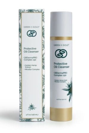 Effective and gentle, this multipurpose cleansing oil combines hemp-derived CBDermaPRO Complex with skin nourishing essential fatty acids. Impurities melt away leaving skin radiant, while maintaining the skin's natural barrier.